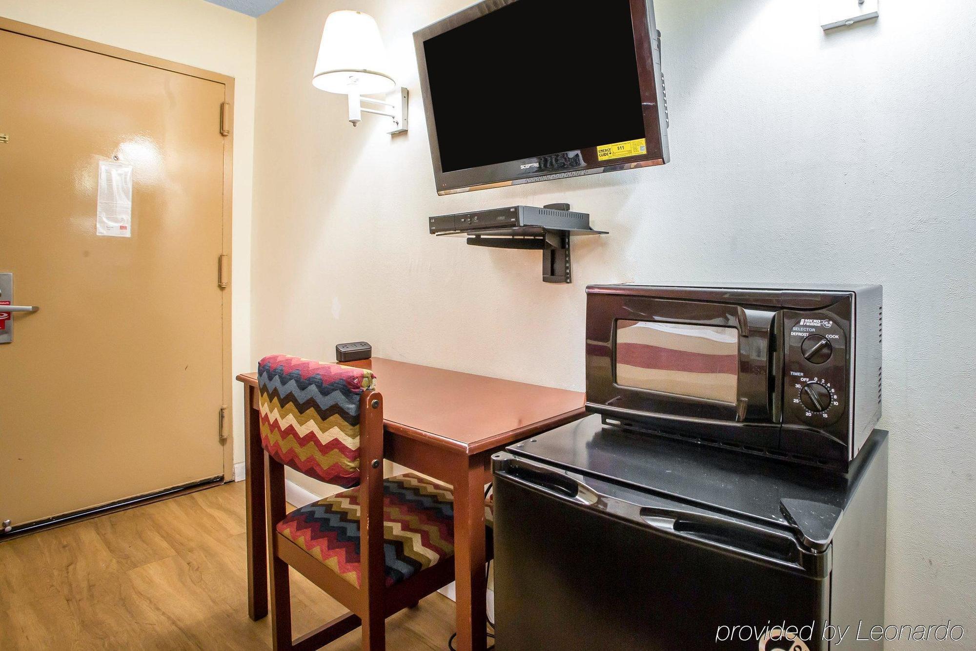 Econo Lodge Форт-Ли Экстерьер фото