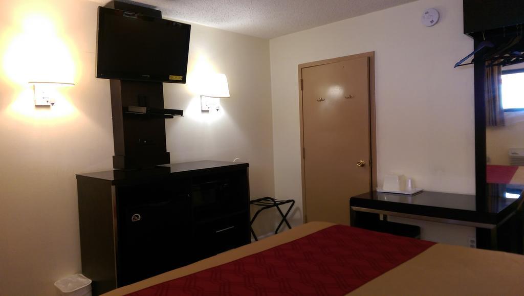 Econo Lodge Форт-Ли Экстерьер фото