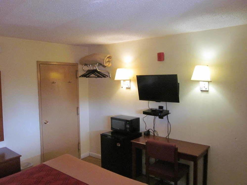 Econo Lodge Форт-Ли Экстерьер фото