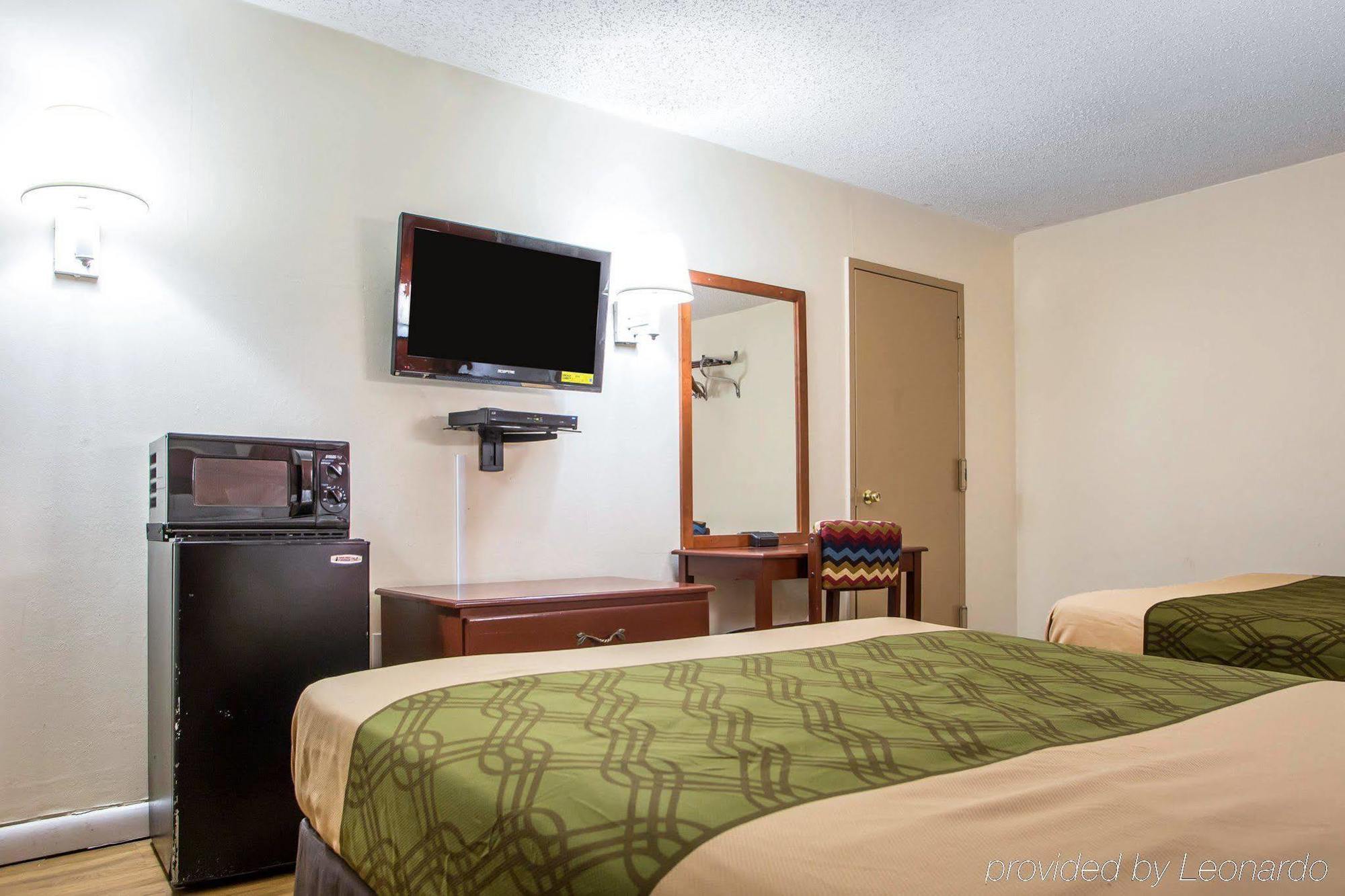 Econo Lodge Форт-Ли Экстерьер фото